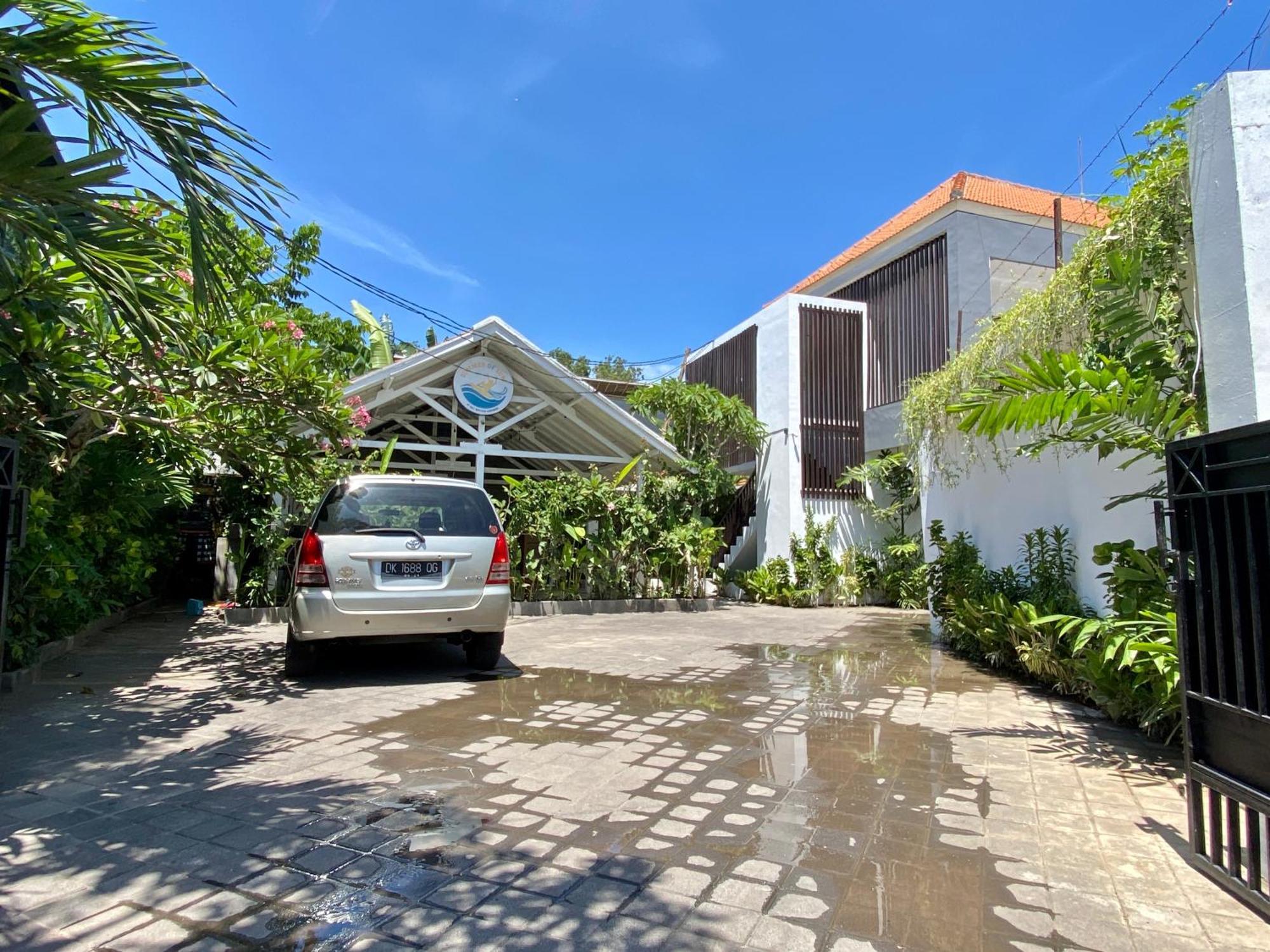 Summer Of Surf Hostel Uluwatu أونغاسان المظهر الخارجي الصورة