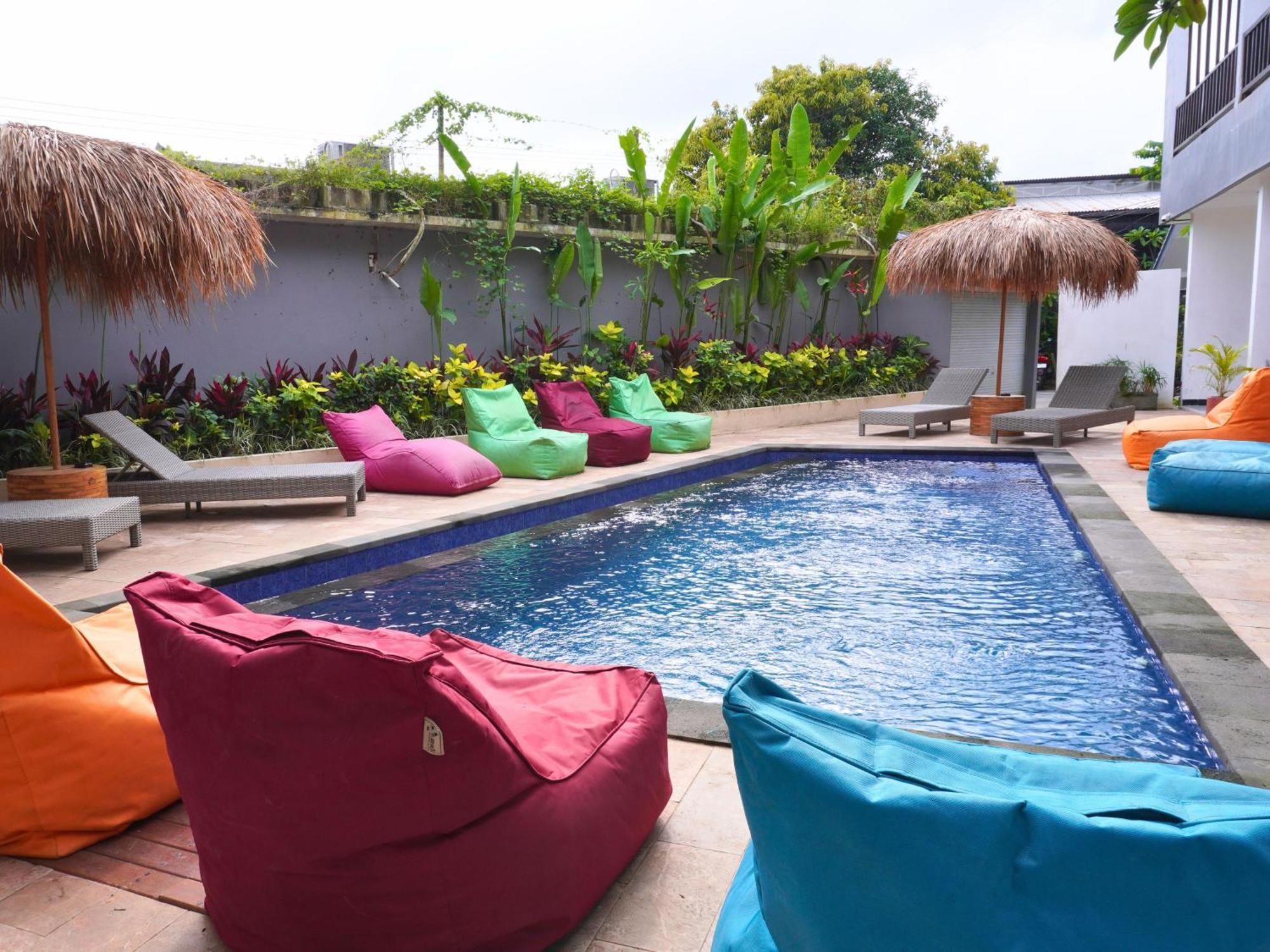 Summer Of Surf Hostel Uluwatu أونغاسان المظهر الخارجي الصورة